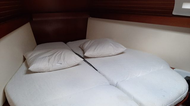 SET SAIL - Dufour 425 - Cabine avant propriétaire