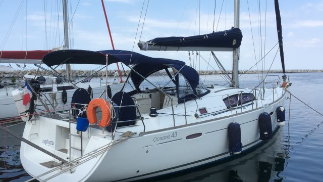 Oceanis 43
